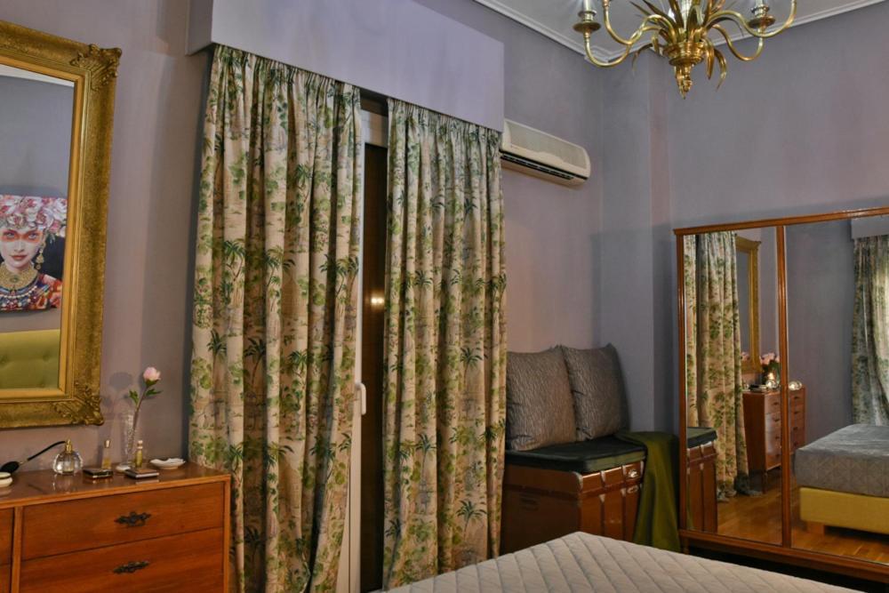 Pepromeno Luxury Apartment In The City Center Kalamata Exterior photo